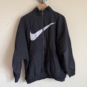 🆕 Nike Sportswear Essential Women's Woven Jacket